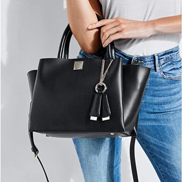 guess lenia bag